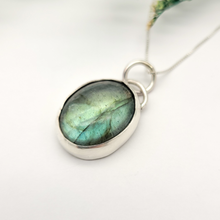 Load image into Gallery viewer, Sterling Silver and Labradorite Pendant