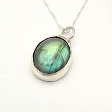 Load image into Gallery viewer, Sterling Silver and Labradorite Pendant