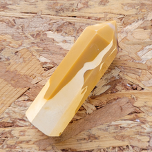 Load image into Gallery viewer, Mookaite Jasper Point - 3.5 inch