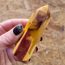 Load image into Gallery viewer, Mookaite Jasper Point - 3.5 inch