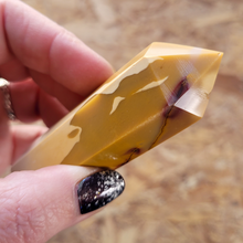Load image into Gallery viewer, Mookaite Jasper Point - 3.5 inch