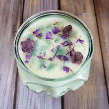 Load image into Gallery viewer, Spring Rains Soy Wax Skull Candle - 15 oz