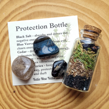 Load image into Gallery viewer, Protection Spell Bottle and Crystal Kit