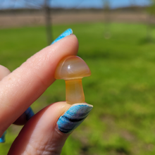 Load image into Gallery viewer, Mini Carnelian Mushroom - Crystal Mushroom