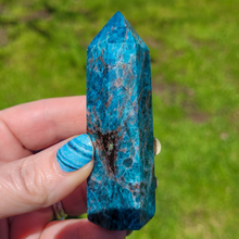 Load image into Gallery viewer, Blue Apatite Point - Apatite Tower