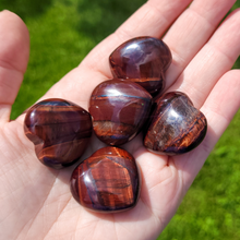 Load image into Gallery viewer, Red Tigers Eye gemstone carved heart