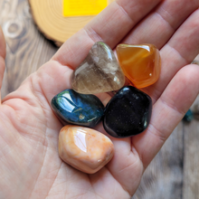 Load image into Gallery viewer, Lughnasadh Gemstone Set - Crystals for Lammas