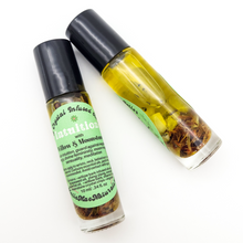 Load image into Gallery viewer, Intuition - Herb and Crystal Infused Oil Roller with Willow and Moonstone Crystals - Orange Ylang Ylang Scent