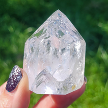 Load image into Gallery viewer, Cracked Clear Quartz Crystal Point