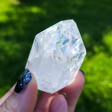 Load image into Gallery viewer, Cracked Clear Quartz Crystal Point