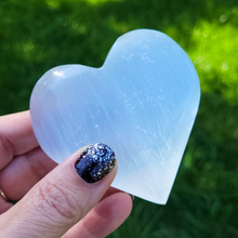 Load image into Gallery viewer, Selenite Heart Carving - Polished Selenite Heart