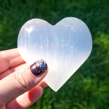 Load image into Gallery viewer, Selenite Heart Carving - Polished Selenite Heart