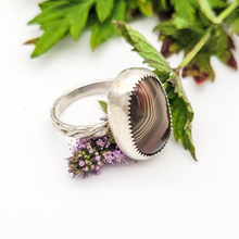 Load image into Gallery viewer, Banded agate and sterling silver gemstone ring size 7.5