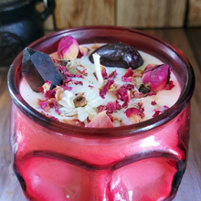 Load image into Gallery viewer, Berry Bewiching Brew Soy Wax Candle in Red Skull Jar - 15 oz