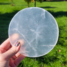 Load image into Gallery viewer, Selenite Charging Plate - 6 inch - Polished Selenite Plate