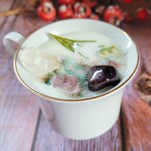 Load image into Gallery viewer, Vintage Holiday Tea Cup Candle (Cozy Cabin)