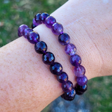Load image into Gallery viewer, Faceted Amethyst Gemstone Bracelet - Amethyst Beaded Stretch Bracelet