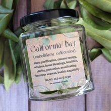 Load image into Gallery viewer, Dried California Bay Laurel leaves