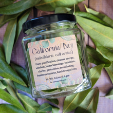 Load image into Gallery viewer, Dried California Bay Laurel leaves