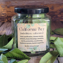 Load image into Gallery viewer, Dried California Bay Laurel leaves