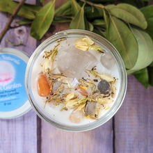 Load image into Gallery viewer, Full moon candle with clear quartz