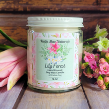 Load image into Gallery viewer, Lily Forest Soy Wax Candle - 9 oz