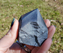Load image into Gallery viewer, Hematite Top Polished Point