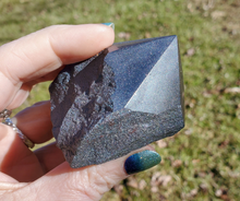 Load image into Gallery viewer, Hematite Top Polished Point