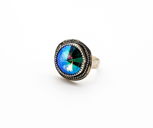 Load image into Gallery viewer, Swarovski Crystal sterling silver ring, size 7.5