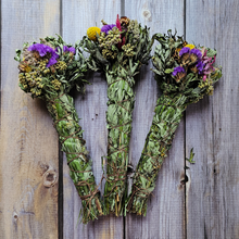 Load image into Gallery viewer, Mugwort &amp; Floral Herb Bundle - Farm-Grown Botanical Incense Bundle
