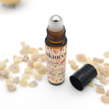 Load image into Gallery viewer, Frankincense Oil Roller – Warm Resinous Oil Blend for Grounding, Meditation &amp; Spiritual Ritual
