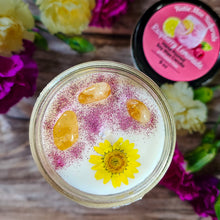 Load image into Gallery viewer, Raspberry Lemonade Soy Candle
