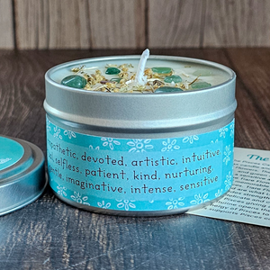 Pisces soy candle with green aventurine crystals