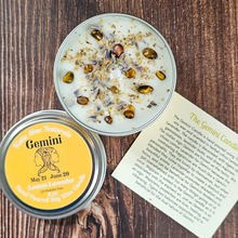Load image into Gallery viewer, Gemini soy candle with tigers eye gemstones
