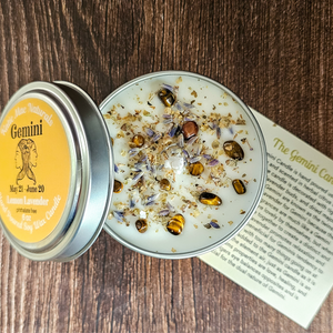 Gemini soy candle with crystals 