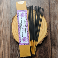Load image into Gallery viewer, Lilac hand dipped incense sticks 20 pack 
