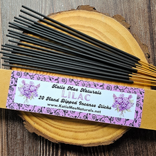 Load image into Gallery viewer, Lilac hand dipped incense sticks 
