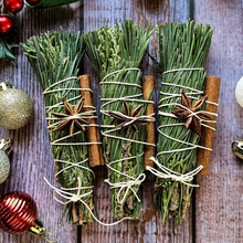 Load image into Gallery viewer, Small fresh evergreen bundle for Yule decor with cinnamon and star anise
