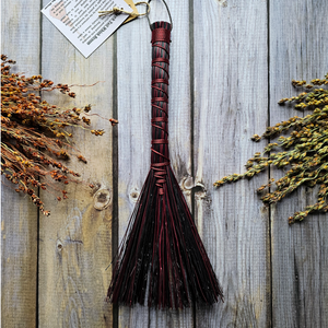 Mini Hawk Tail Whisk Broom in Red and Black