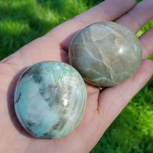 Load image into Gallery viewer, Green Moonstone Palm Stones 

