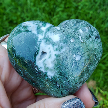 Load image into Gallery viewer, Moss agate gemstone heart

