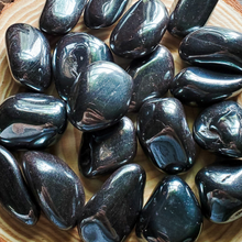 Load image into Gallery viewer, Hematite tumbled stones
