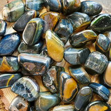 Load image into Gallery viewer, Tumbled blue tigers eye stones
