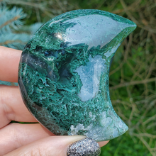 Load image into Gallery viewer, Moss agate carved gemstone moon 
