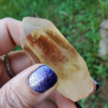 Load image into Gallery viewer, Untreated unheated natural rough citrine points

