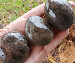 Black moonstone gemstones