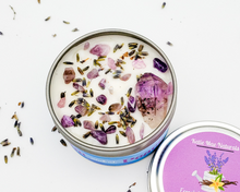 Load image into Gallery viewer, Lavender vanilla candle with crystals
