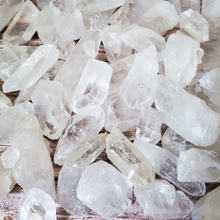 Load image into Gallery viewer, Grade c clear quartz crystal points

