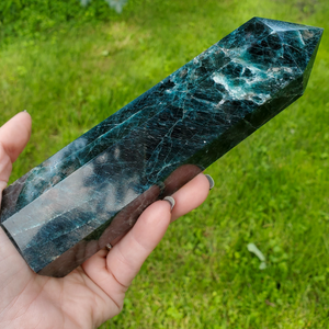 Large green apatite tower 