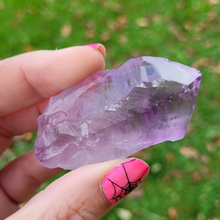 Load image into Gallery viewer, Grade B Amethyst point
